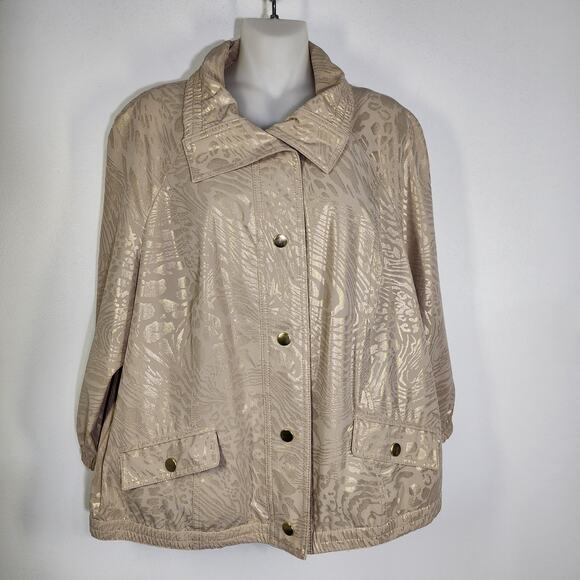 Chico's Zenergy Jacket Animal Print Neema Snap Front Tan Gold Foil Pockets Large - Picture 12 of 12